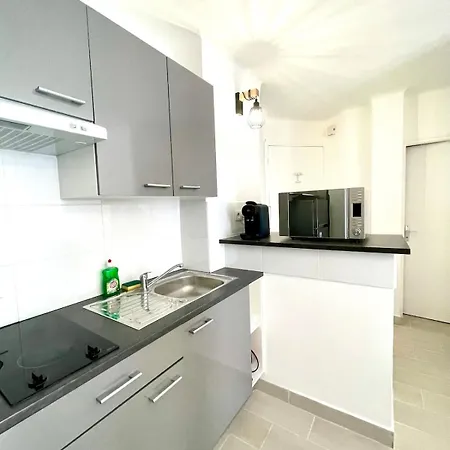 T2 Bleu - Centre , Climatise , 5 Min De La Et A 250m De La Gare