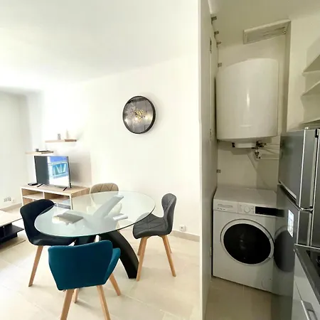 T2 Bleu - Centre , Climatise , 5 Min De La Et A 250m De La Gare