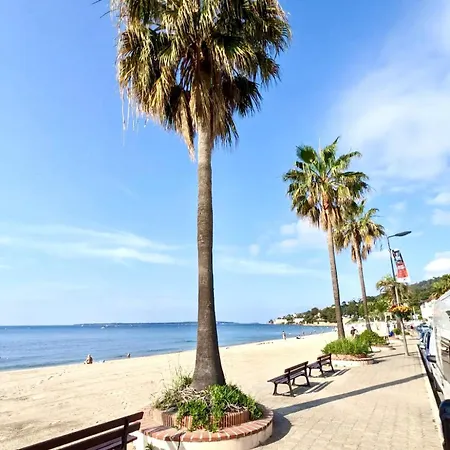شقة T2 Bleu - Centre , Climatise , 5 Min De La Et A 250m De La Gare